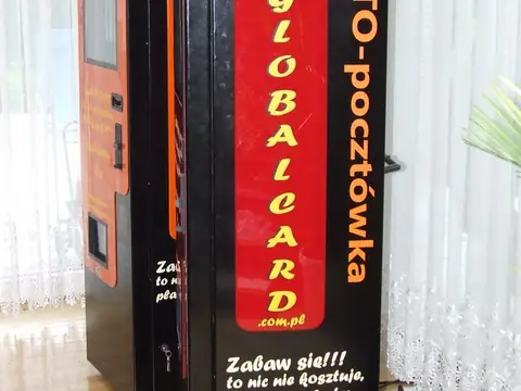 Oklejona obudowa automatu