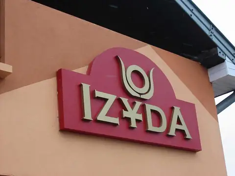 Logo przestrzenne IZYDA
