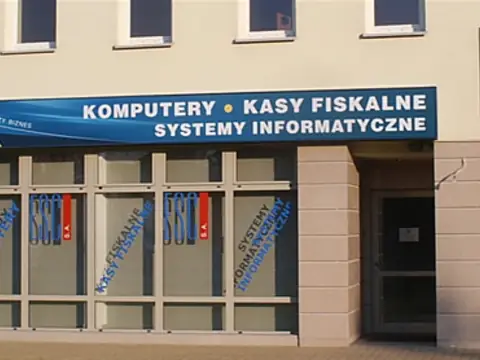 Pas reklamowy sklepu z komputerami i kasami fiskalnymi